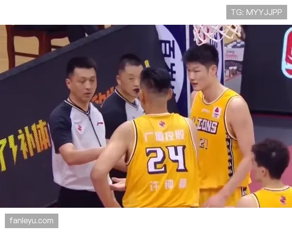 篮球替补席管理规则具体包含哪些行为与相应的判罚标准